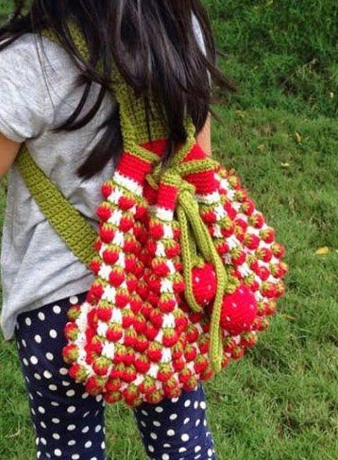 Детский рюкзак с клубничками