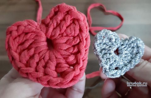 Сердечко-валентинка крючком из трикотажной пряжи за 5 минут видео МК вязание и схемы вязания