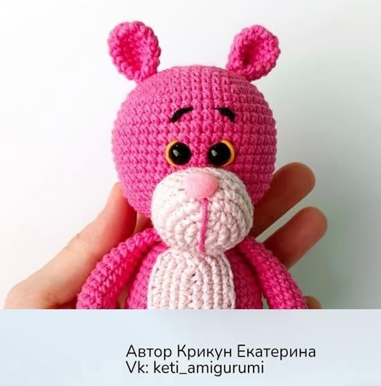 Амигуруми розовая Пантера крючком. Оформление игрушки